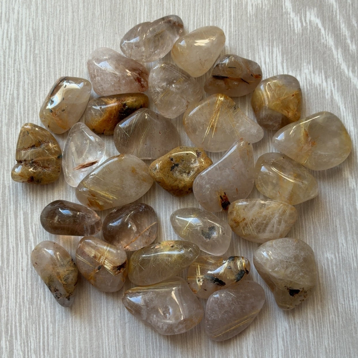 Rutiilikvartsi rumpuhiottu