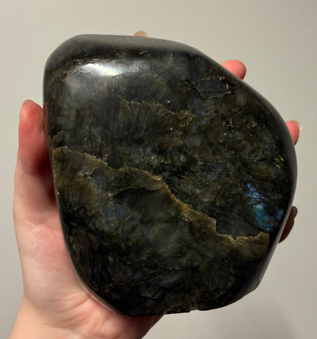 Labradoriitti freeform #3