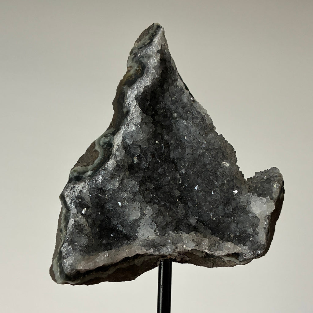 Ametisti jalalla #4