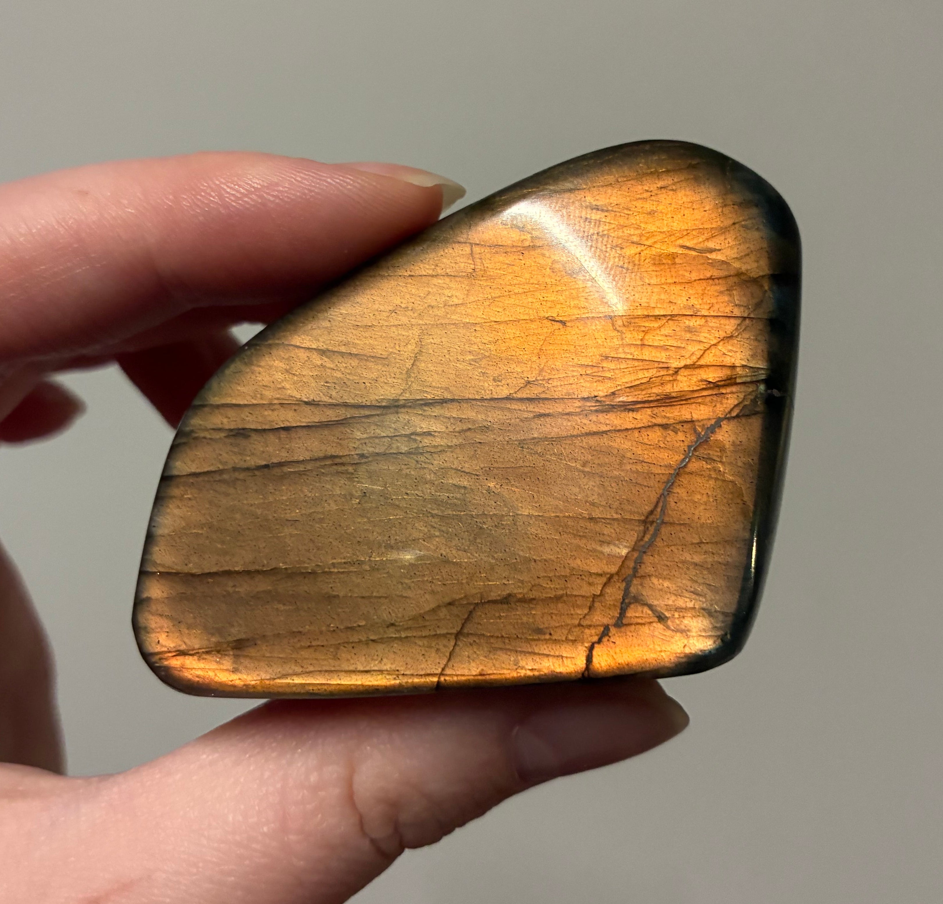 Labradoriitti pikku freeformit A-J