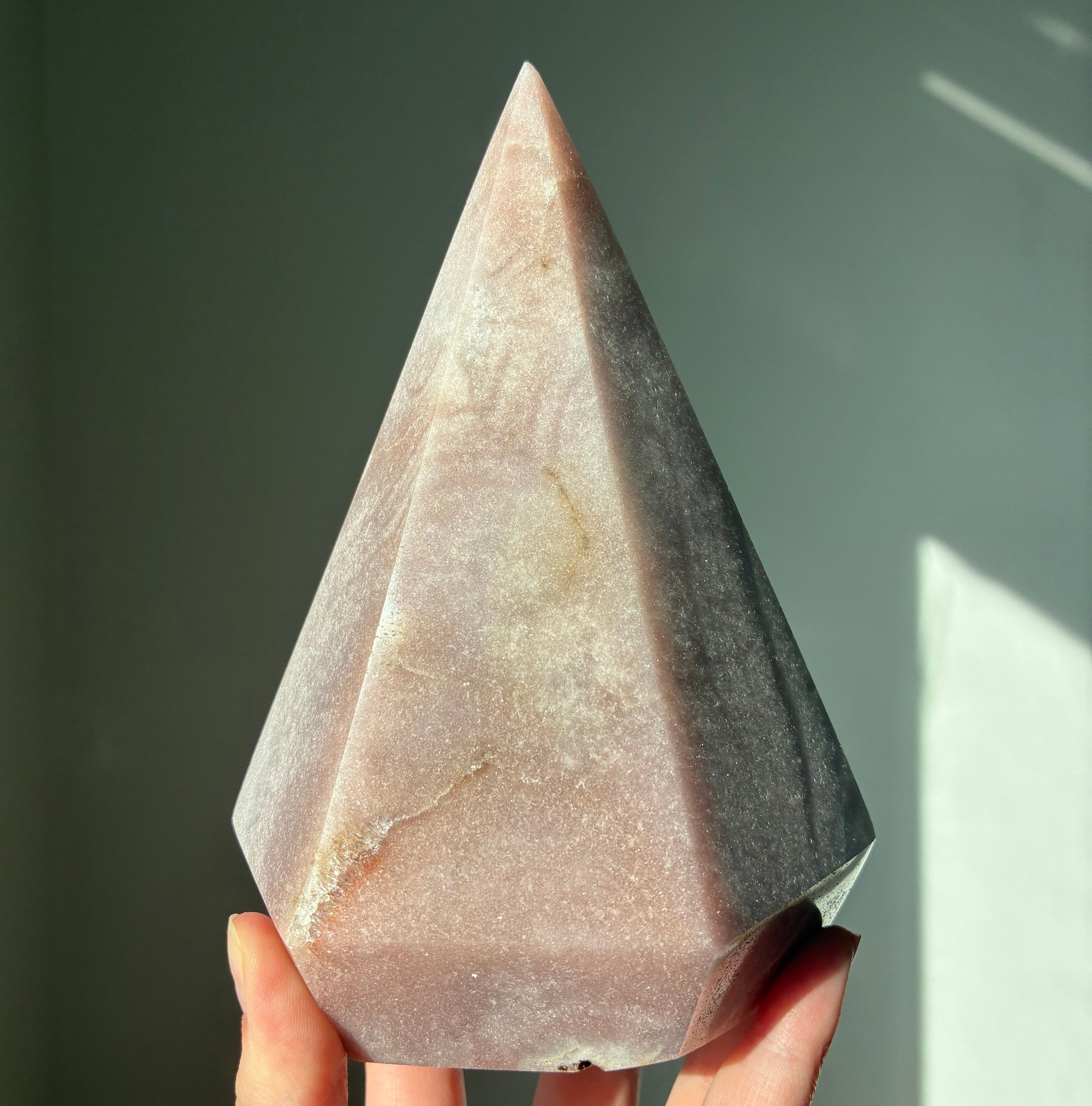 Pinkki ametisti timantti