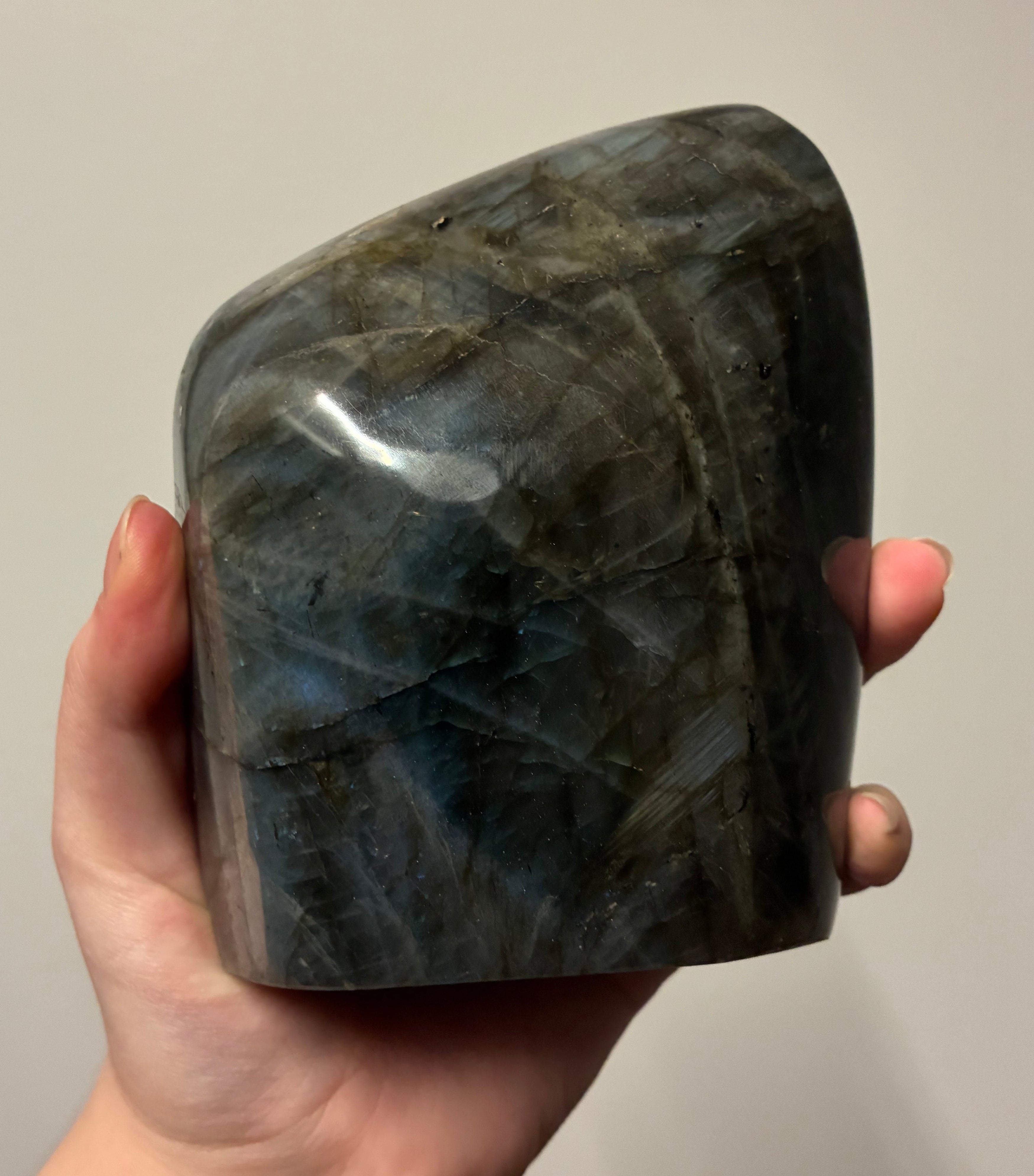 Labradoriitti freeform #1