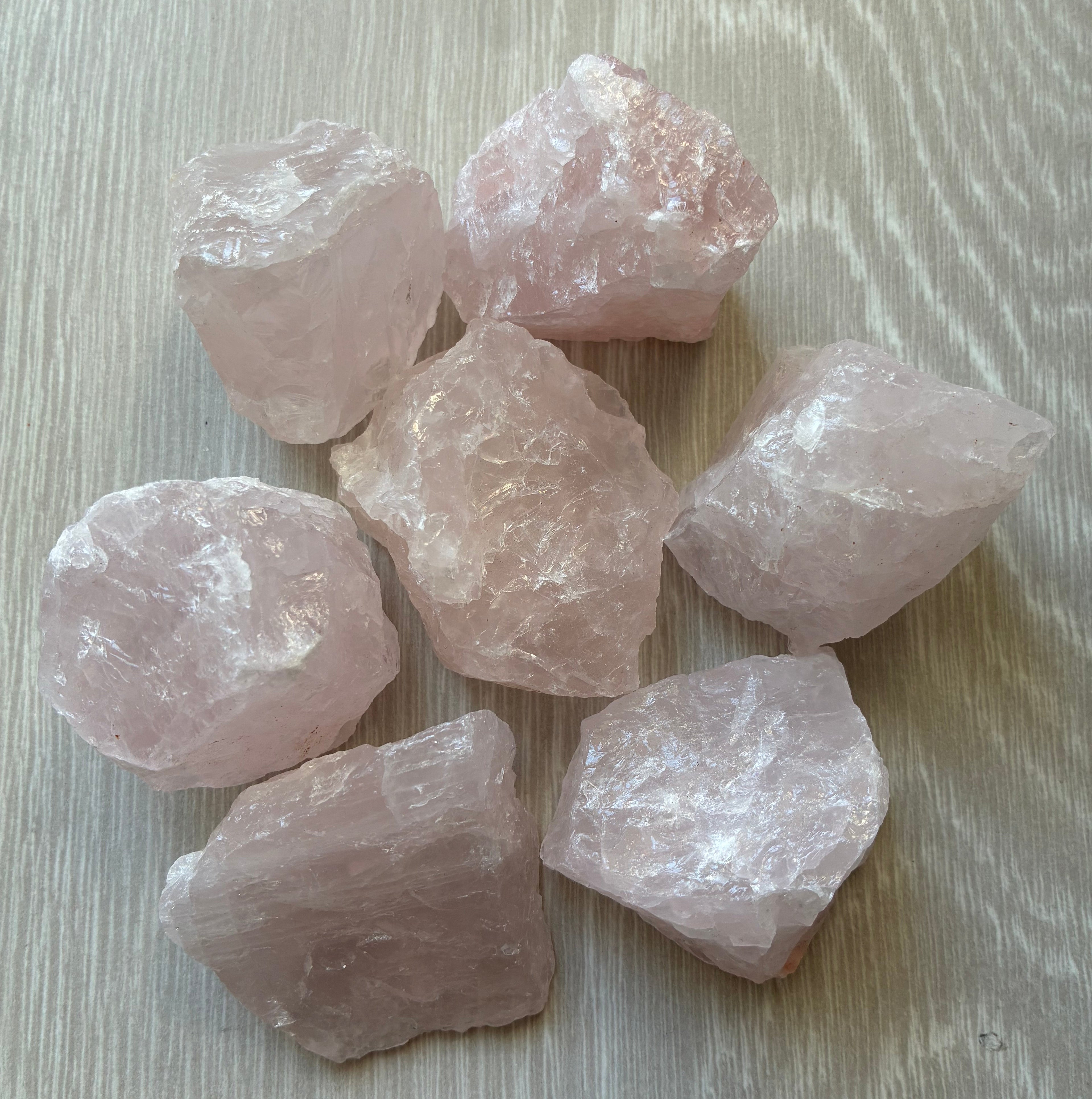 Ruusukvartsi raakapala