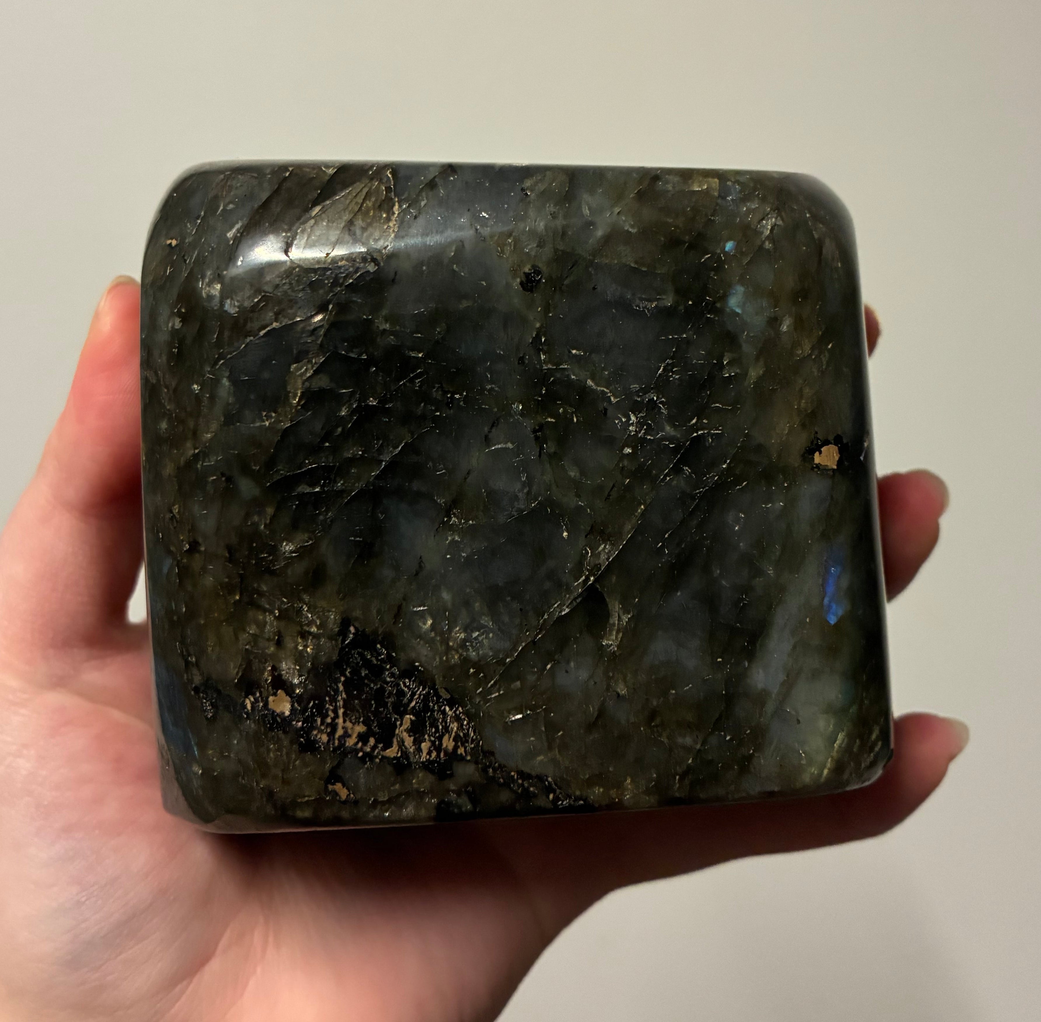 Labradoriitti freeform #2