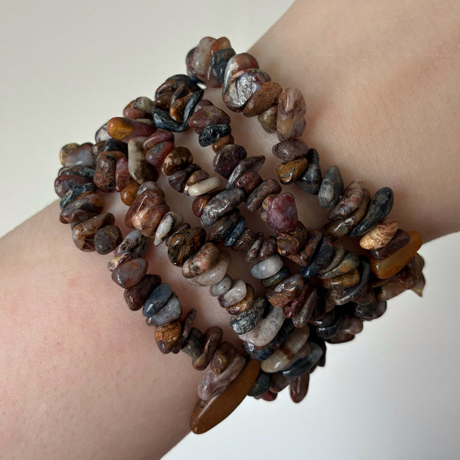 Pietersiitti rannekoru